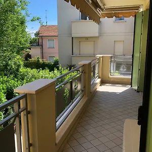 https://luxury-apartment-garda-lake.it-lombardy.com